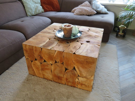 Image 1 of Table basse en teck indonésien