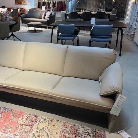 Image 1 of Canapé 3 places bas Leolux Bora-Bora