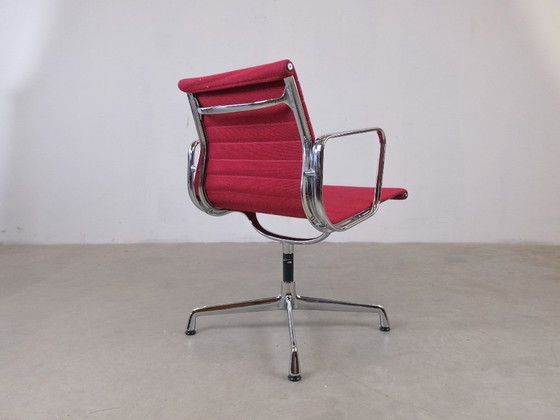 Image 1 of Bürostuhl Charles Eames Alu Chair EA 108, Hopsak, Bordeaux