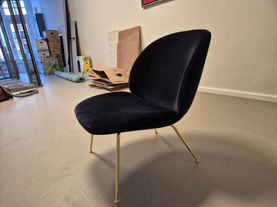 Image 1 of 2x poltrona Gubi Beetle