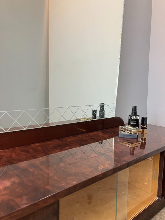 Image 1 of Specchio a figura intera, cassettiera a specchio con anta scorrevole in vetro in betulla fiammata, anni '50, restaurata