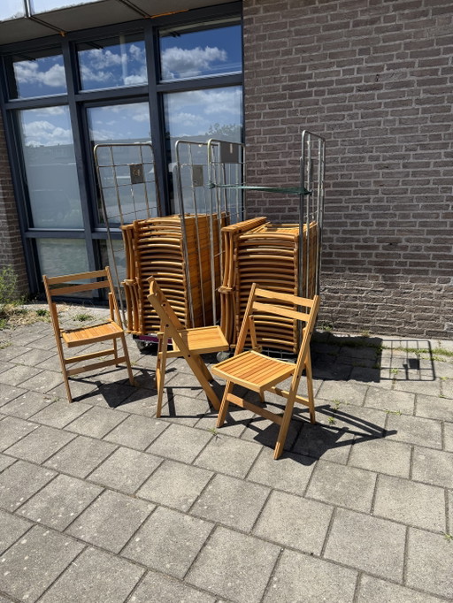 Partij van 53x vintage hardhouten klapstoel ‘80