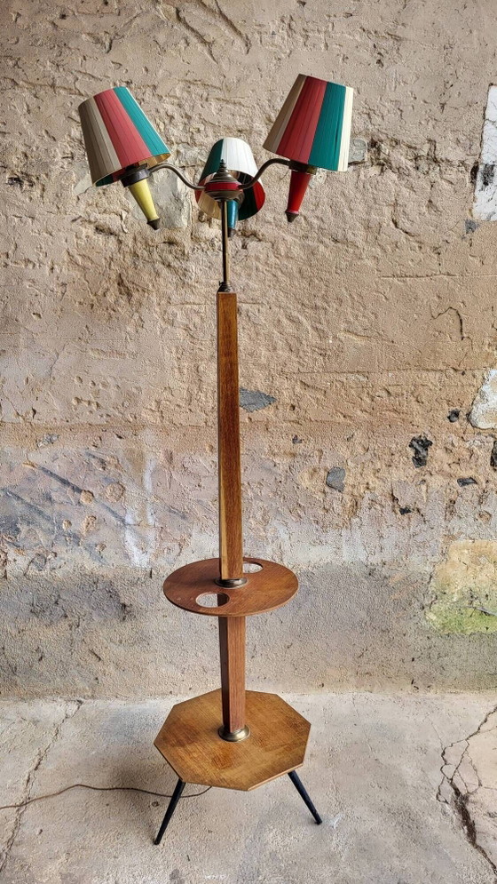 Lampadaire étagère vintage à 3 lumières des années 1950 – Wood, Plastic (photo 2 of 11)