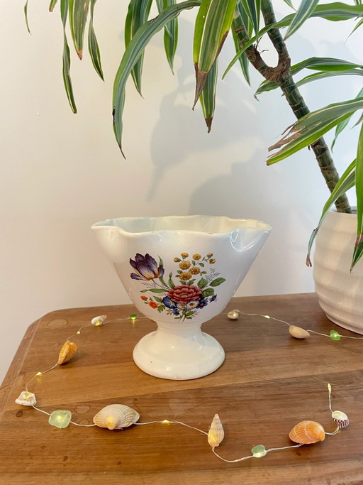 Vintage fruit bowl