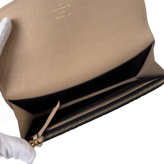 Louis Vuitton Emilie – Wallets & small leather goods, Calfskin (photo 6 of 6)