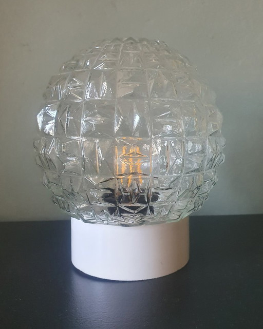 Lampe globe pour plafond (ou mur) en verre texturé d'Italie.