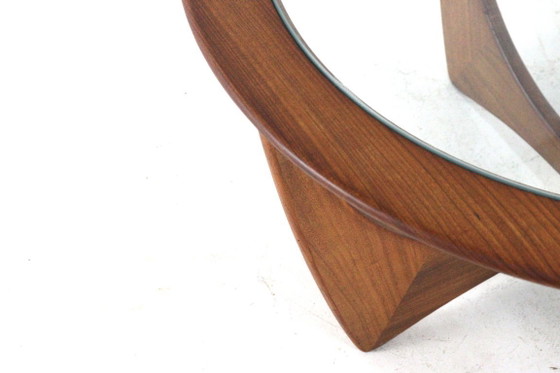 Image 1 of Tavolino rotondo G-Plan Astro con piano in vetro vintage a soffietto