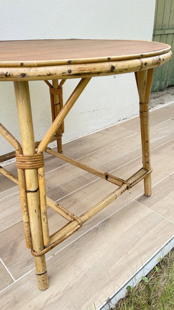 Image 1 of TABLE Basse RONDE Rotin et Chêne VINTAGE