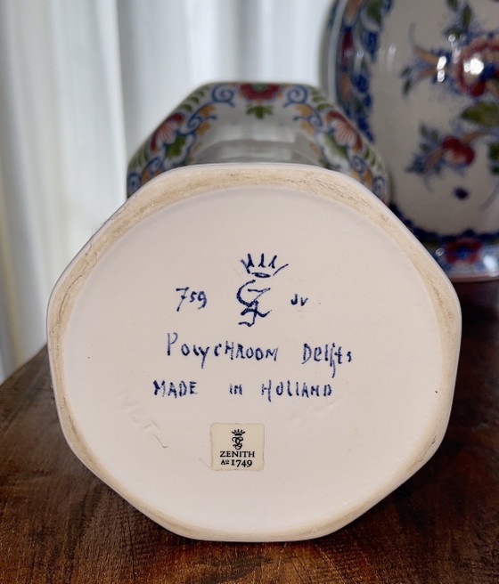 Image 1 of Wunderschönes Set polychromer Delfter Vasen