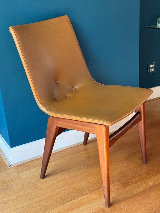Topform chair