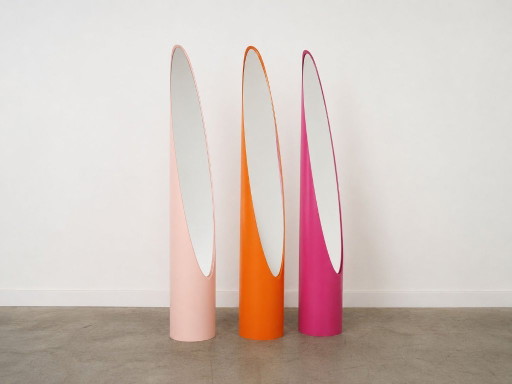 Lipstick mirror, pink, Italian design, 1970s, designer: Rodolfo Bonetto