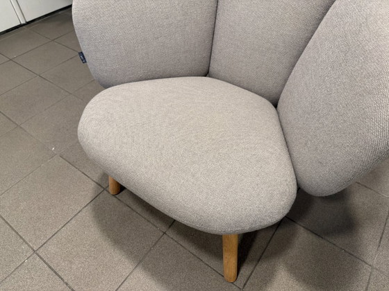 Image 1 of Artifort | Khodi Feiz | Bras Armchair | Grey Fabric & Natural Oak | 1 piece