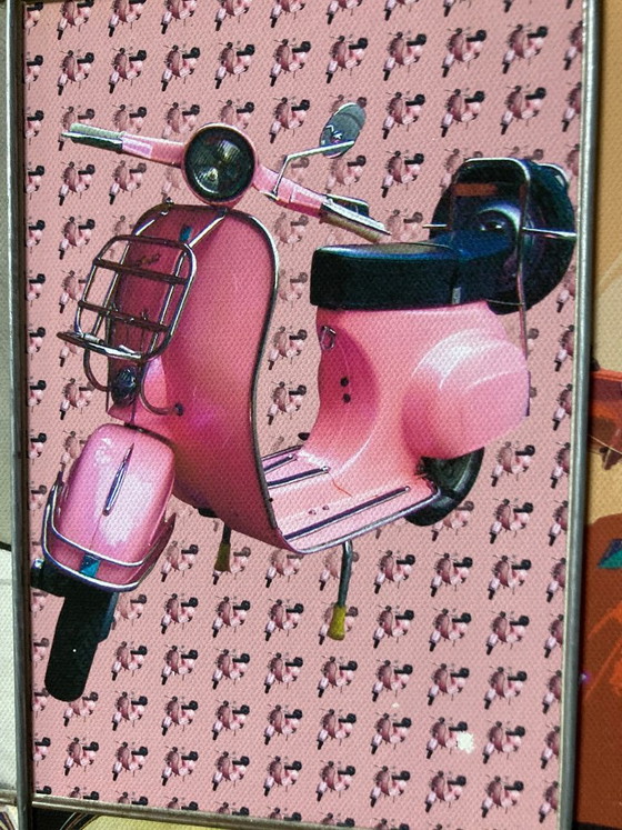 Image 1 of Grande toile de collage Vespa