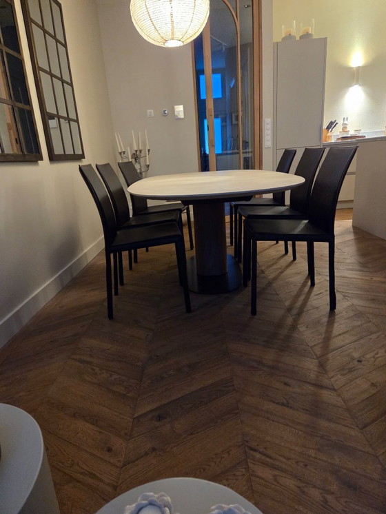 Image 1 of Nouvelle table à manger