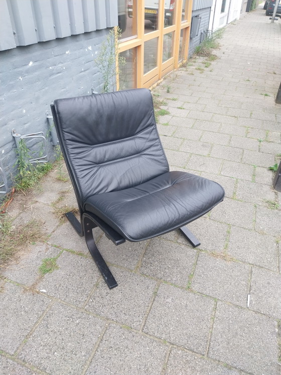 1 X Set of Two Ingmar Relling Siësta Armchairs by Westnofa Norway. Vestlandske – Leather, Textile, Vintage (photo 2 of 9)