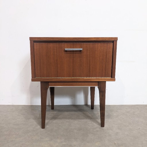 Comodino, mobile occasionale