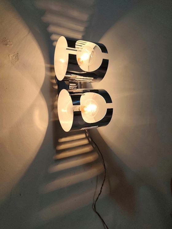 Image 1 of Metalen wandlamp. Spanje, jaren 1970.