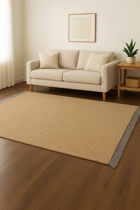 Image 1 of Designteppich 200x300 - Handgefertigt in Ägypten - Ägyptische Wolle - Beige mit grauen Fransen