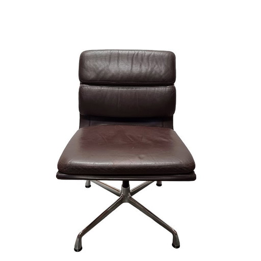 Silla EA206 de Charles y Ray Eames para Herman Miller/Vitra