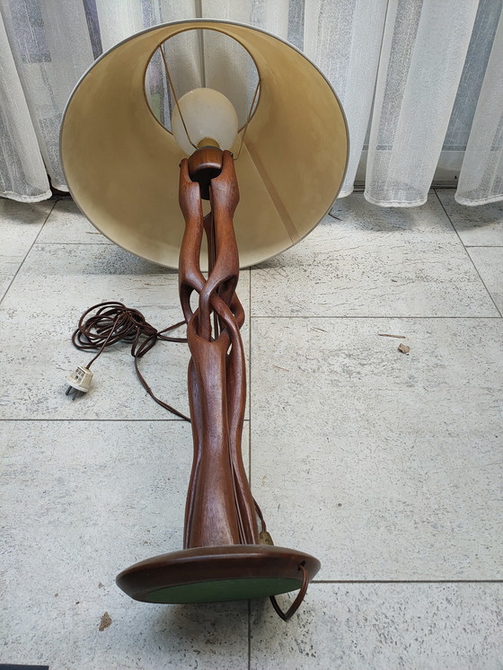 Image 1 of Lámpara de mesa de madera de teca