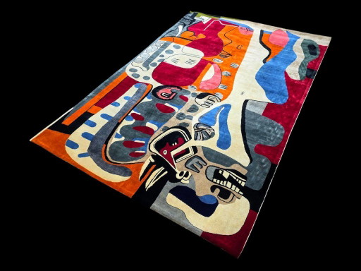 Tapiz MENACE de Le Corbusier, 1938 – Lana de seda anudada a mano sobre algodón – 200x300cm (photo 2 of 11)