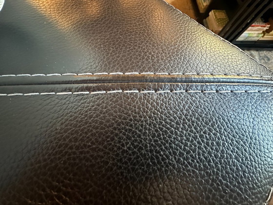 Image 1 of Salle d'exposition du canapé 3 places Formenti