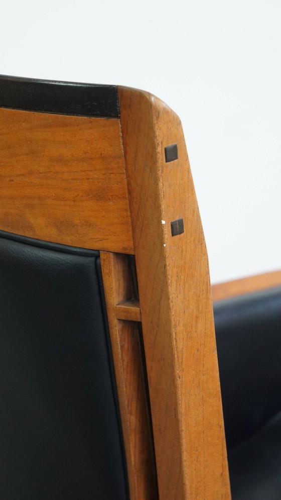 Image 1 of Black cowhide leather and wood Art Deco design armchair by Schuitema from the decoforma series