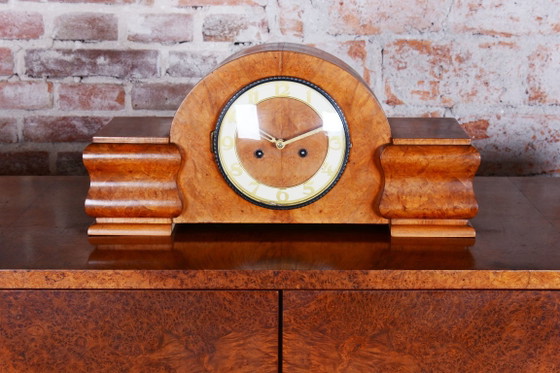 Restored Art Deco Table Clock, Made by UP Závody, Mahogany, Czech, 1920s – Glass, Wood (photo 5 of 17)