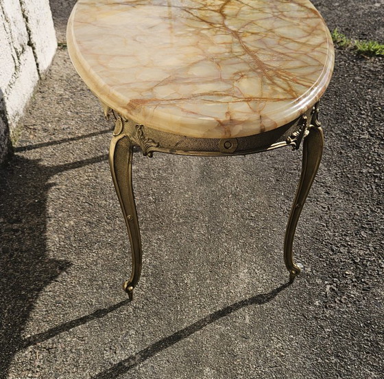 Image 1 of French Vintage oval Onyx Marble and Brass Coffee Table-Marble Cocktail Table-Lounge Table-Style Louis XV-60s