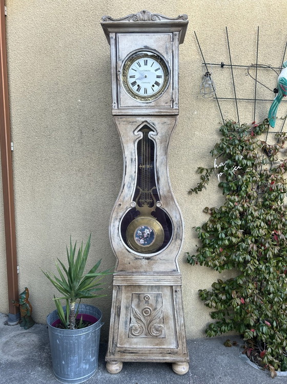 Patinated Antique Comtoise Clock, Bohemian & Vintage Charm, Wood, Creme (photo 4 of 14)
