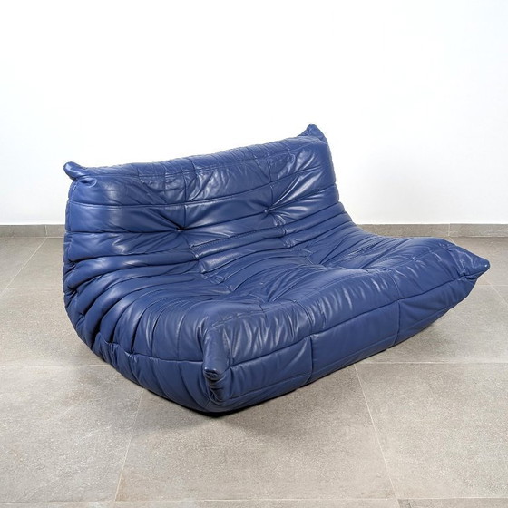 Image 1 of Michel Ducaroy Togo Loveseat in blauw leer voor Ligne Roset, Frankrijk, jaren 80