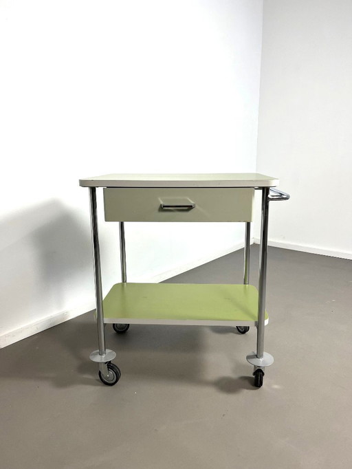 Vintage Krankenhauswagen mit Schublade, Deutschland, 1960er Jahre.