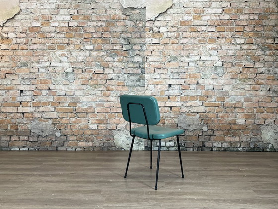Satelliet Gerlin - Groen Gecapitonneerd - Set van 4 | Skai, Eetkamerstoelen, Metaal, Zwart (foto 6 van 8)