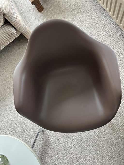 Eames model rocking chair schommelstoel