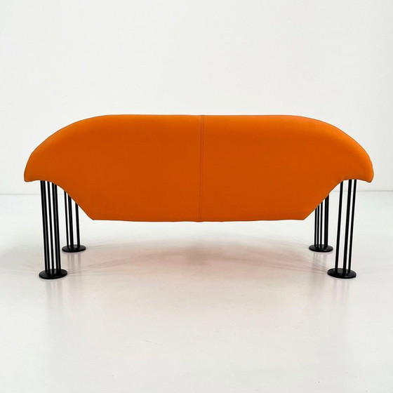 Image 1 of Oranje bank van Burkhard Vogtherr voor Hain & Tohme, jaren 80