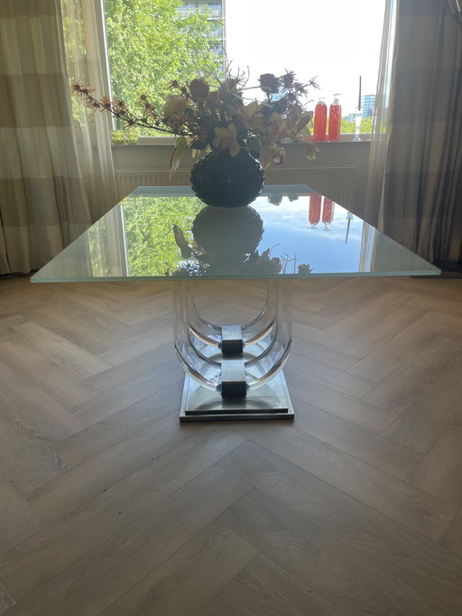 Table à manger en verre
