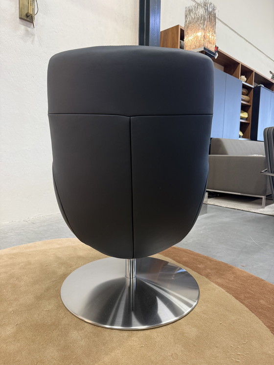 Image 1 of Fauteuil pivotant Gealux Coral en cuir bleu