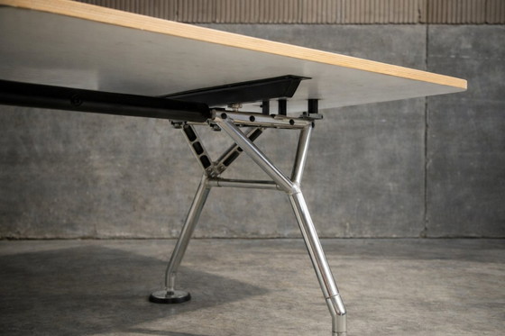 Image 1 of Table design Tecno Nomos – design Norman Foster