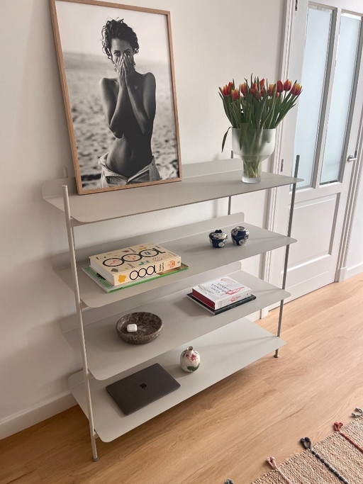 Muuto Compile kast