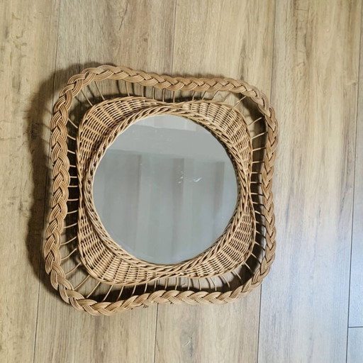 Wicker mirror