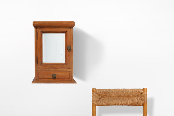 Image 1 of Art Deco scheerkast in eiken met afgeschuinde spiegel, Frankrijk ca. 1900