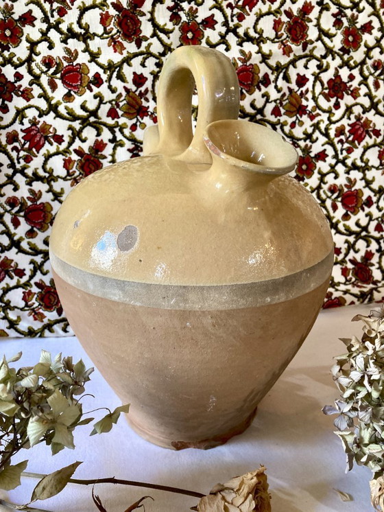 Image 1 of Gargoulette en terre cuite émaillée jaune