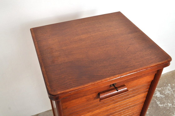 Image 1 of Mobiletto vintage in rovere con anta a rullo, anni '30