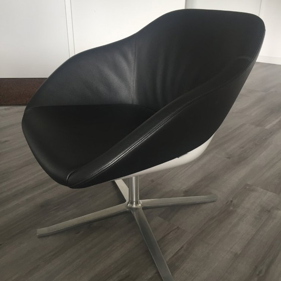 Image 1 of Walter Knoll Turtle Lounge Fauteuil