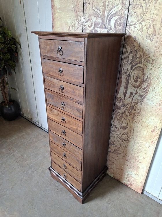 Image 1 of Cómoda de teca, botiquín, archivador, dimensiones: 47 x 42 cm y 135 cm de alto.