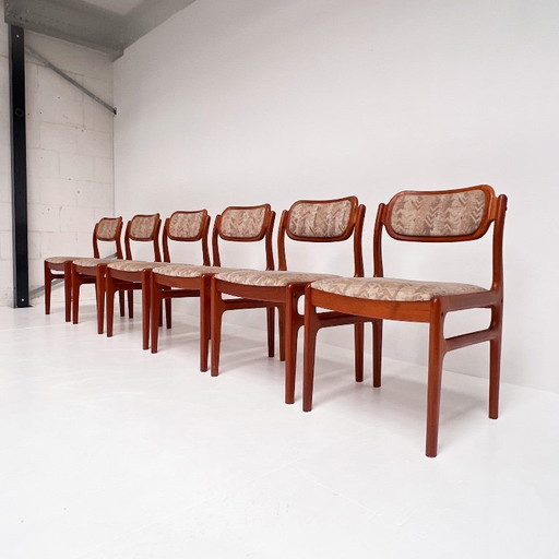 Set of 6 Danish Design Chairs by Johannes Andersen for Uldum, 1960s – eetkamerstoelen, Wood (photo 2 of 17)