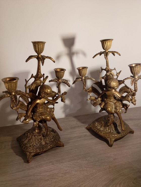 Image 1 of Rara coppia di candelabri in bronzo massiccio del XIX secolo con ninfe, segni di lima, marchio di fonderia, fusione in sabbia