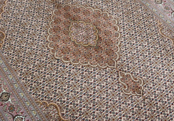 Image 1 of Original hand-knotted Persian carpet Tabriz 40 Raj Fine 208 X 138 Cm Top condition with silk