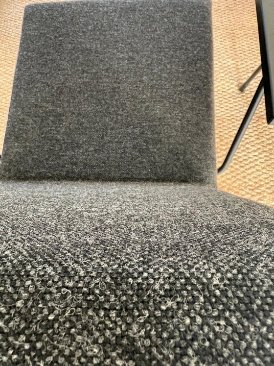 Twee Gispen stoeltjes 1407, nieuw gestoffeerd (Kvadrat) – Fauteuils, Wool (photo 5 of 5)