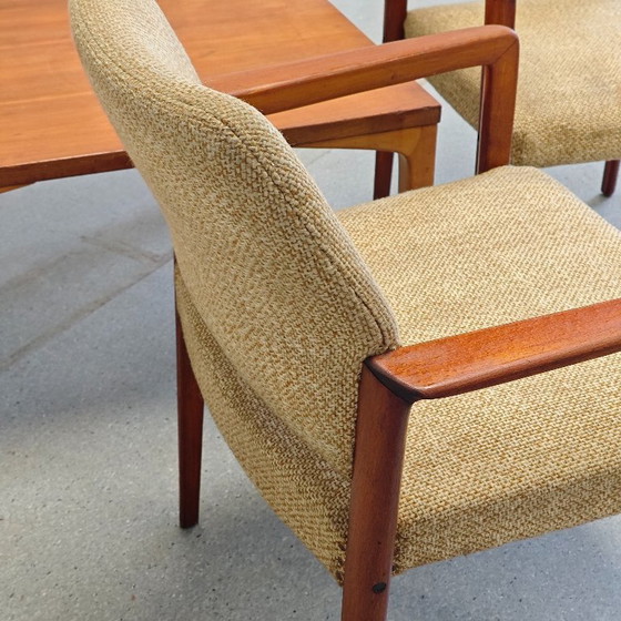 Image 1 of Poltrone danesi vintage con tavolino da caffè